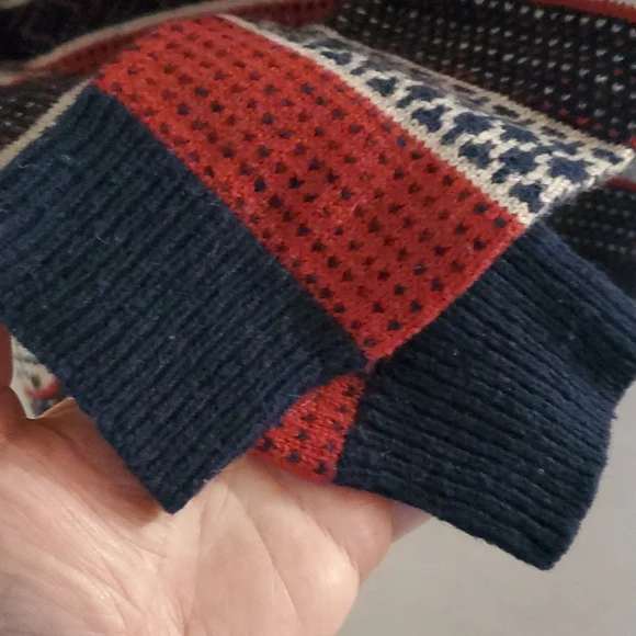 Sweaters from H&M - Picture 3 of 4